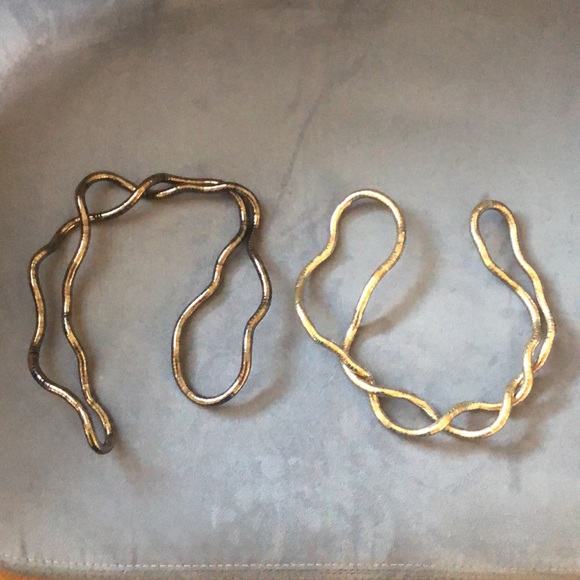 Twistable flex necklaces - the possibilities are ENDLESS so be CREATIVE!🤩 - Picture 2 of 3